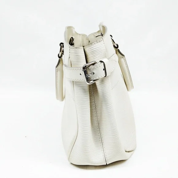 Louis Vuitton Tote Passi GM - Picture 3 of 9